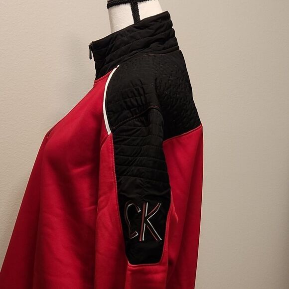 Calvin Klein pull- over sweatshirt - Picture 3 of 7